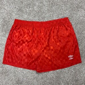 NEW Umbro Soccer Shorts Size XL Red Checkerboard Retro Athletic 4" Inseam